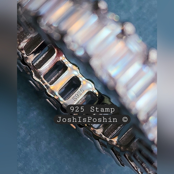 Diamond simulant eternity band in sterling silver - Picture 2 of 8